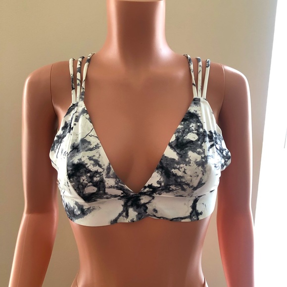 Pink Bralette - Picture 1 of 3
